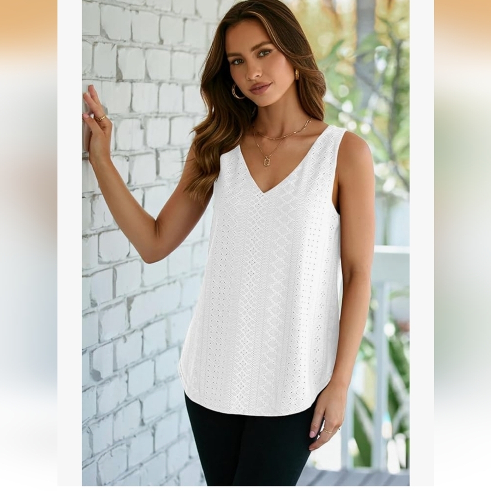 White Eyelet V-Neck Camisole Top - Picture 3 of 9